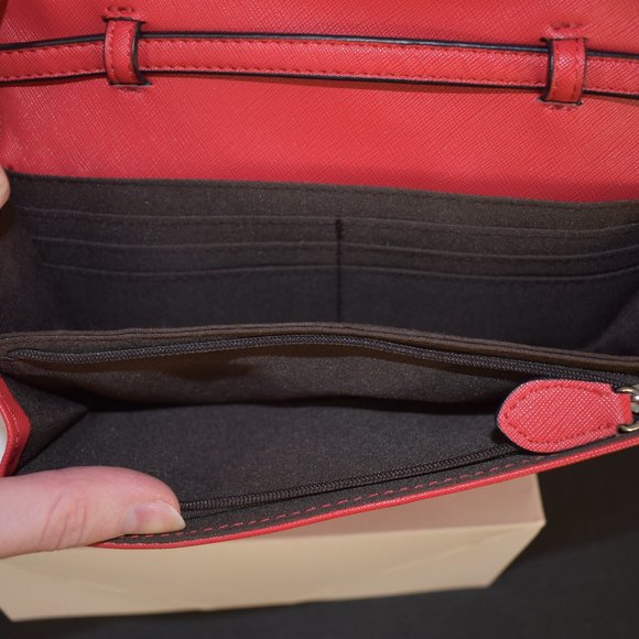 Chaps Women's Red Crossbody Purse/Wallet - Picture 4 of 10